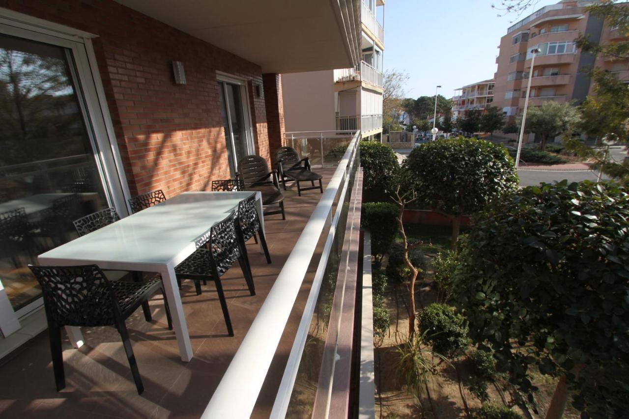 For A Stay Villa Cristal Salou Exterior photo